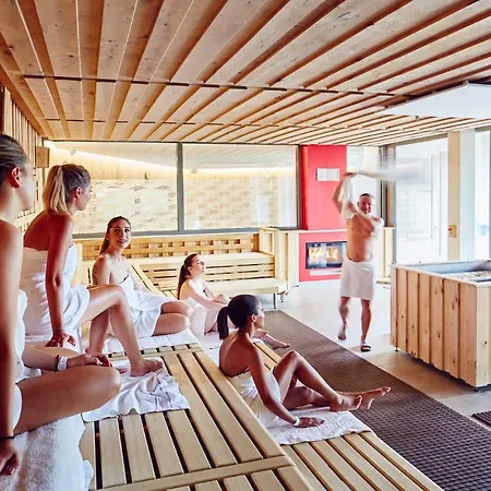 迎宾别墅 酒店 3*