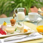 Welcome Hotel 3*